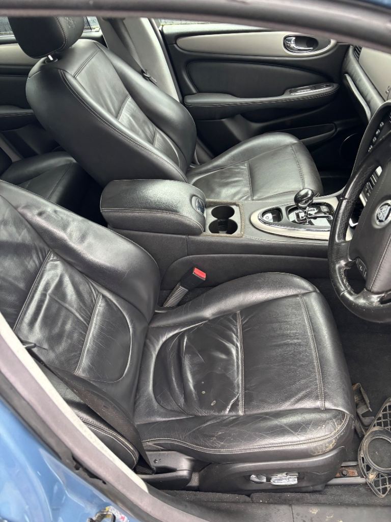 Jaguar XJ350 front & back seats