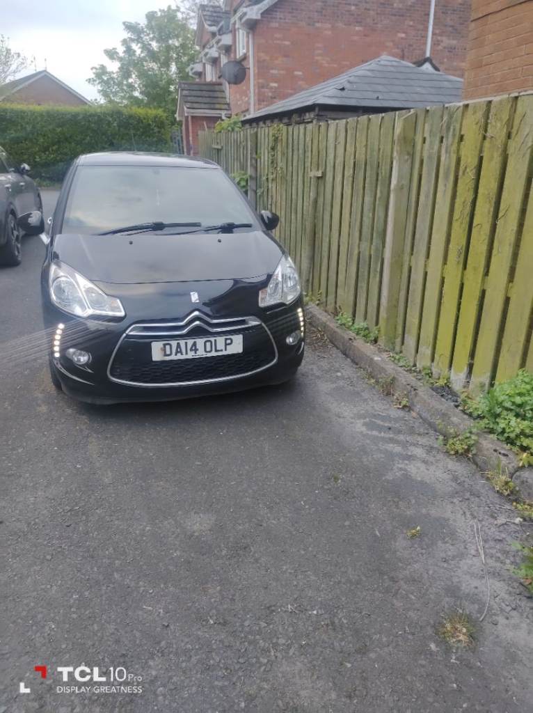 Citroen, DS3, Hatchback, 2014, Manual, 1560 (cc), 3 doors
