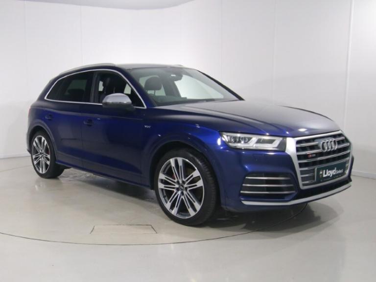 AUDI Q5 S Quattro 5dr Tip Auto
