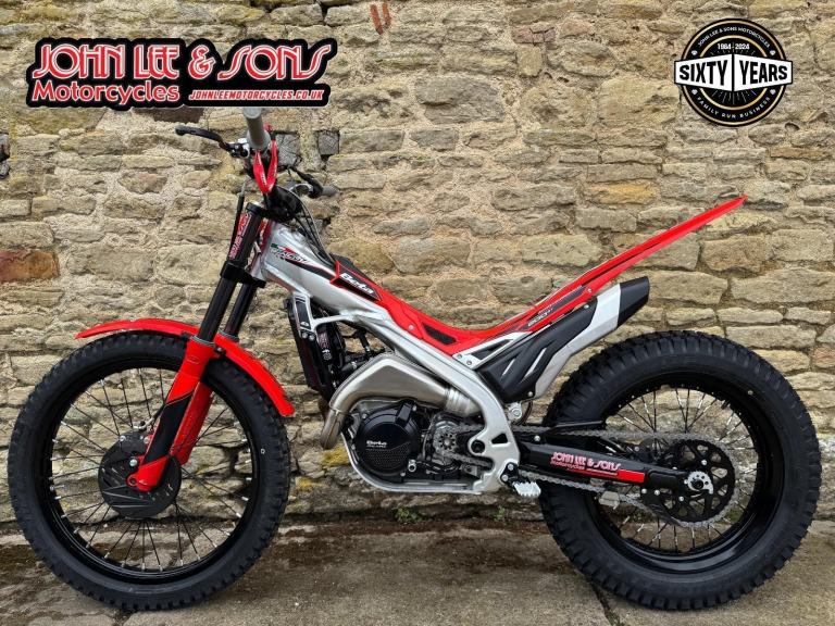 Beta Sincro 200cc Trials Bike, 2026 Model, Road Registered, Immaculate Condition