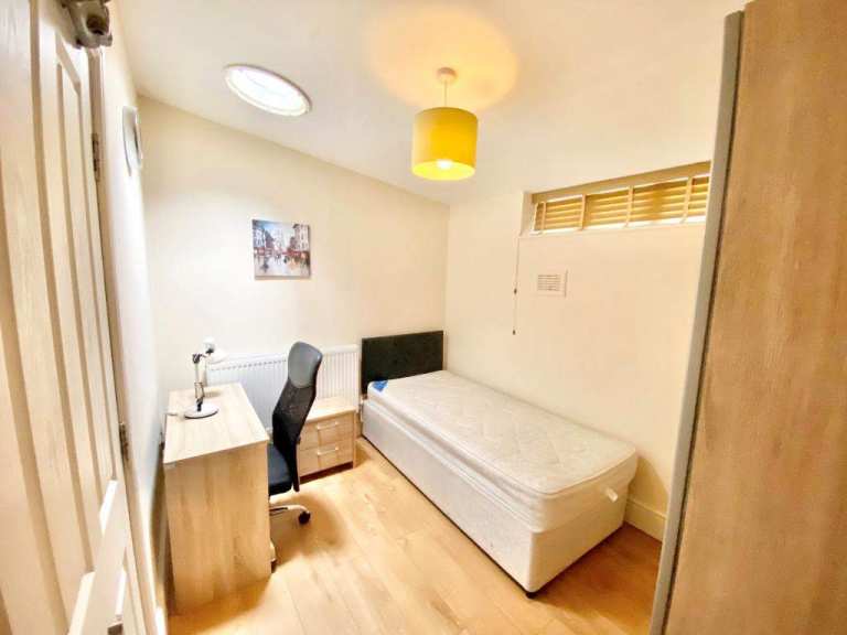 🏡 LUXURY 9 Bed House 🔥 Lincoln City Centre Location 🔥 Accredited 🏡