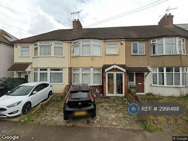 3 bedroom house in Brentwood Road, Romford, RM2 (3 bed) (#2991488)