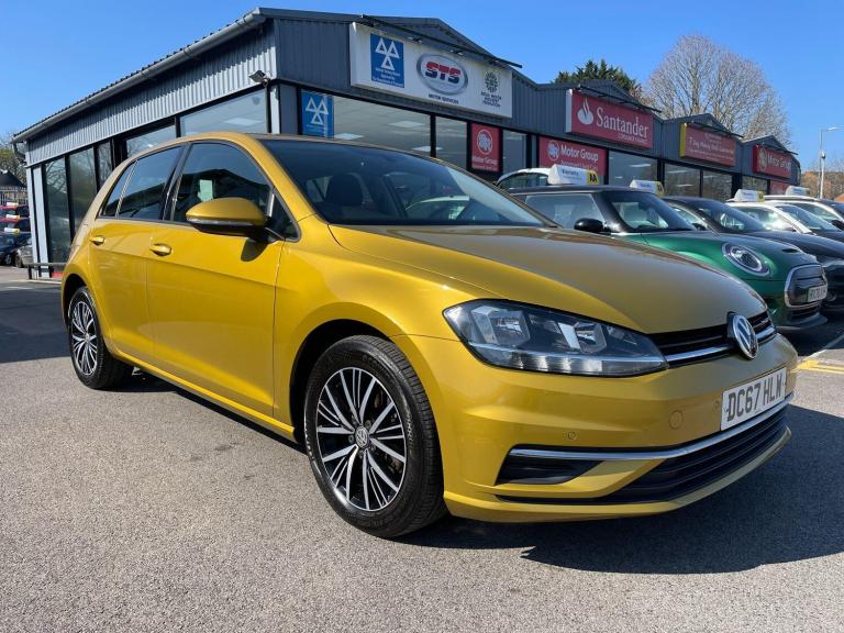 2017 Volkswagen Golf 1.6 TDI SE Nav DSG Euro 6 (s/s) 5dr HATCHBACK Diesel Automatic