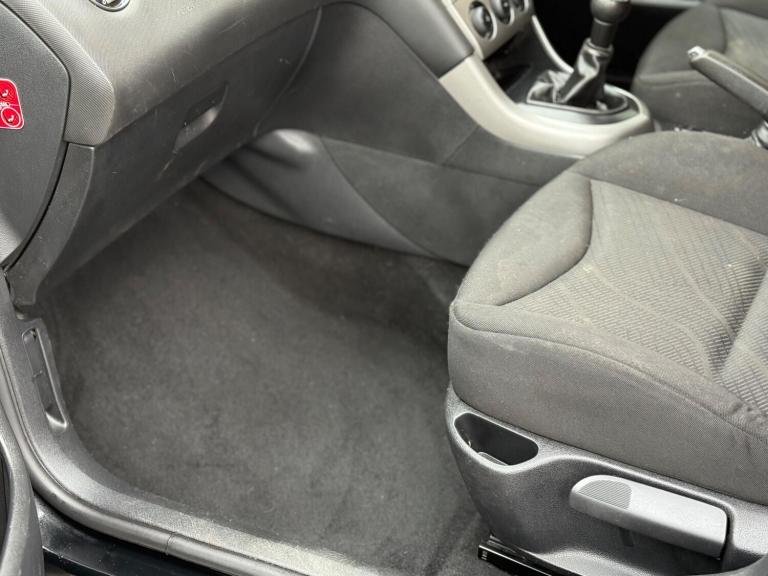 2012 Peugeot 308 1.6 HDI 92 SR 5dr ESTATE DIESEL Manual