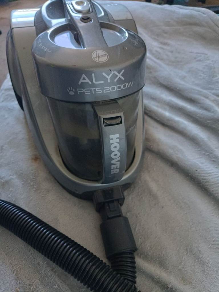 Alyx pet hoover
