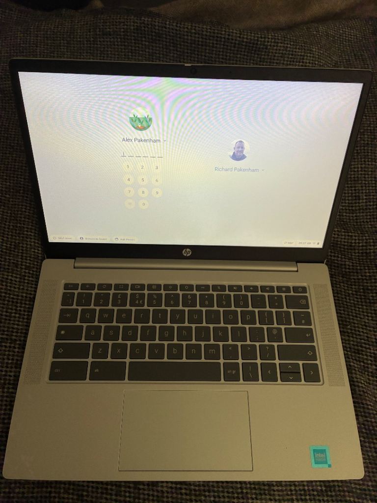 HP Chrome Book 14" Laptop Computer 