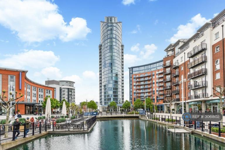 Studio flat in Portsmouth, Portsmouth, PO1 (#3061802)