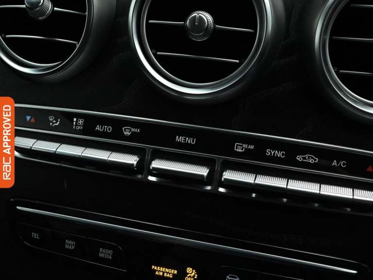 2020 Mercedes-Benz GLC 2.0 GLC300d AMG Line (Premium) SUV 5dr Diesel G-Tronic+ 4MATIC Euro 6 (s/s...