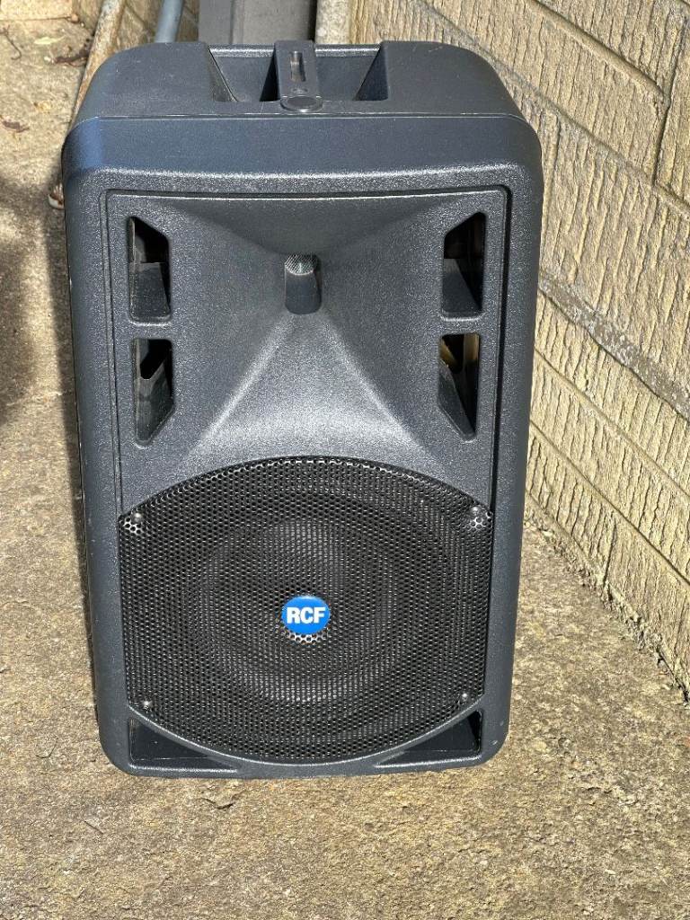 RCF ART310a active 10inch PA speaker. 
