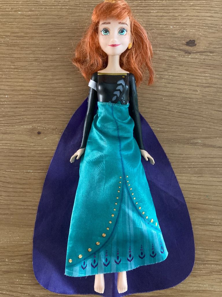 Anna from Frozen ( Elsa) light up musical Doll