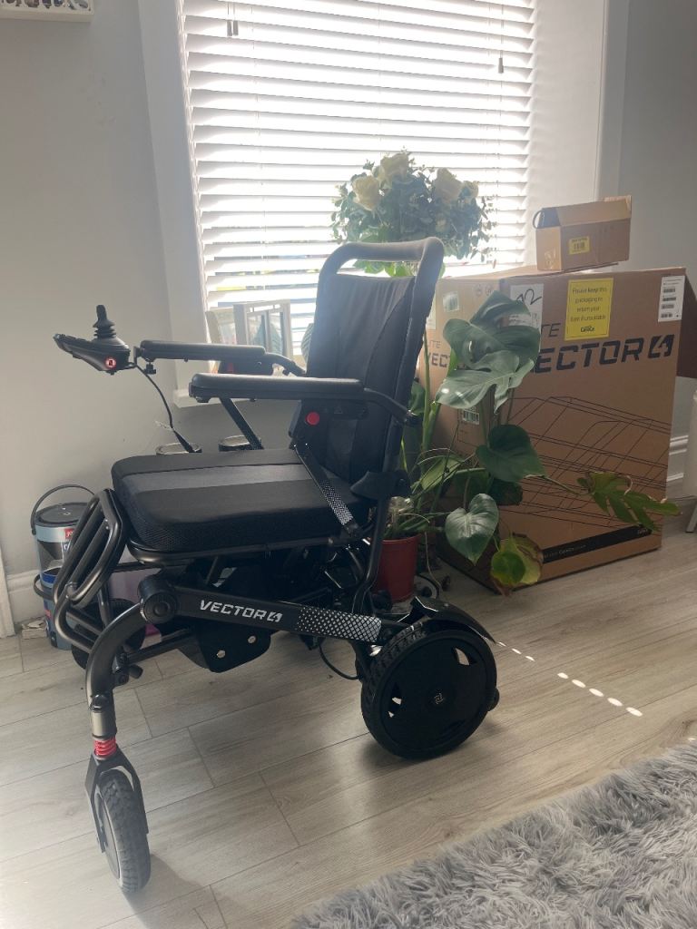 Vector 4  electric wheelchair new