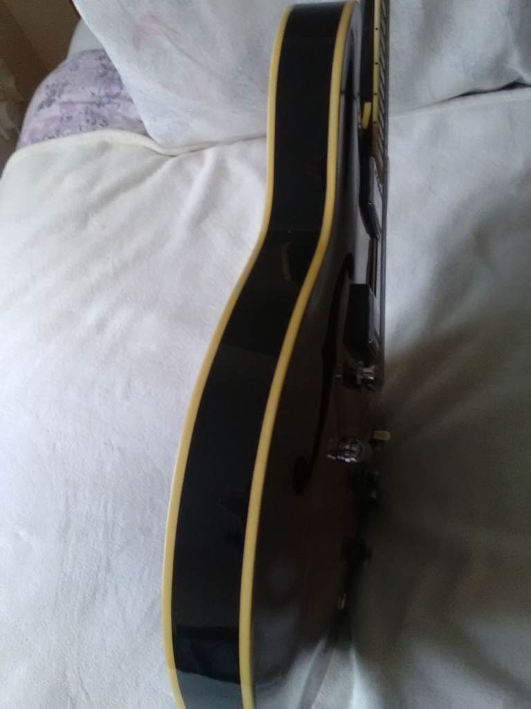 Japanese Yamaha SA 800 Guitar 