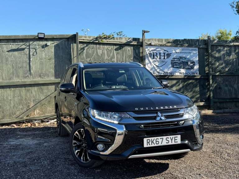 Mitsubishi Outlander 2.0h 12kWh 4hs CVT 4WD Euro 6 (s/s) 5dr Petrol/Electric Hybrid Automatic
