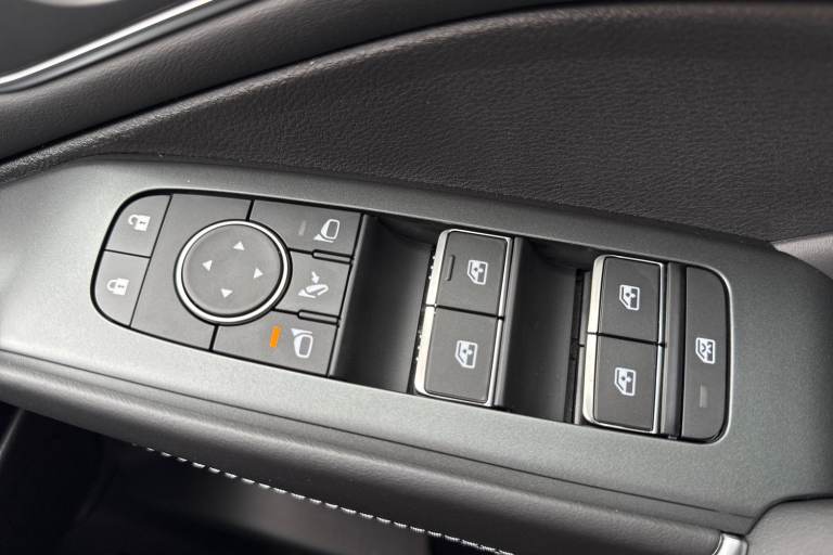 2025 Nissan Qashqai 1.3 DiG-T MH Tekna 5dr Hatchback Petrol Manual