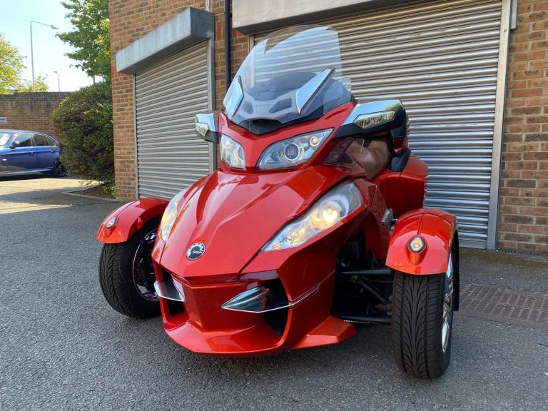 Can-Am Spyder RT Semi Auto