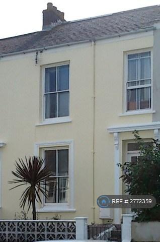 5 bedroom house in Budock Terrace, Falmouth, TR11 (5 bed) (#2772359)