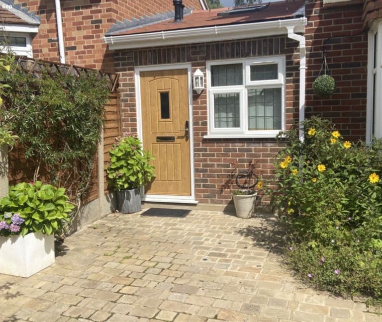 Self Contained Studio Flat/Annex Parking Patio Gym, south side of St Albans 