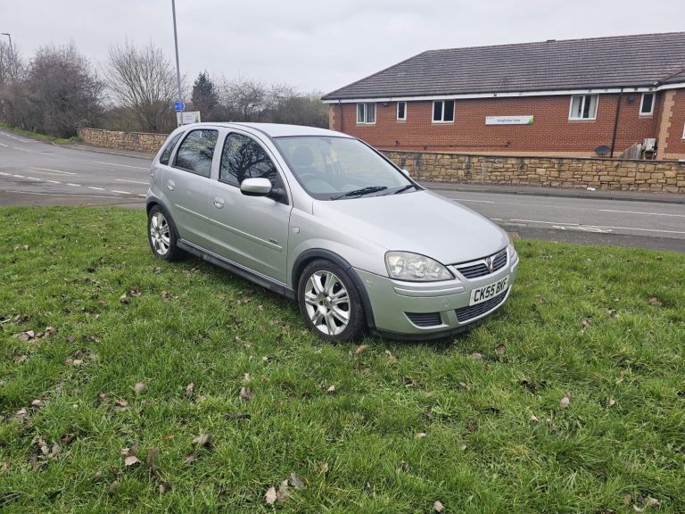 Vauxhall Corsa 1.4i Automatic Design Petrol 5dr