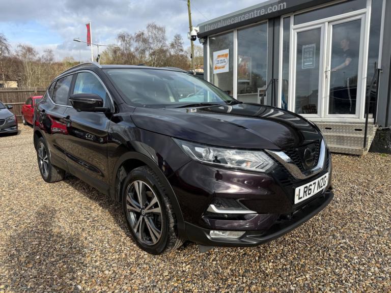 2017 Nissan Qashqai 1.6 dCi N-Connecta XTRON Euro 6 (s/s) 5dr HATCHBACK Diesel Automatic