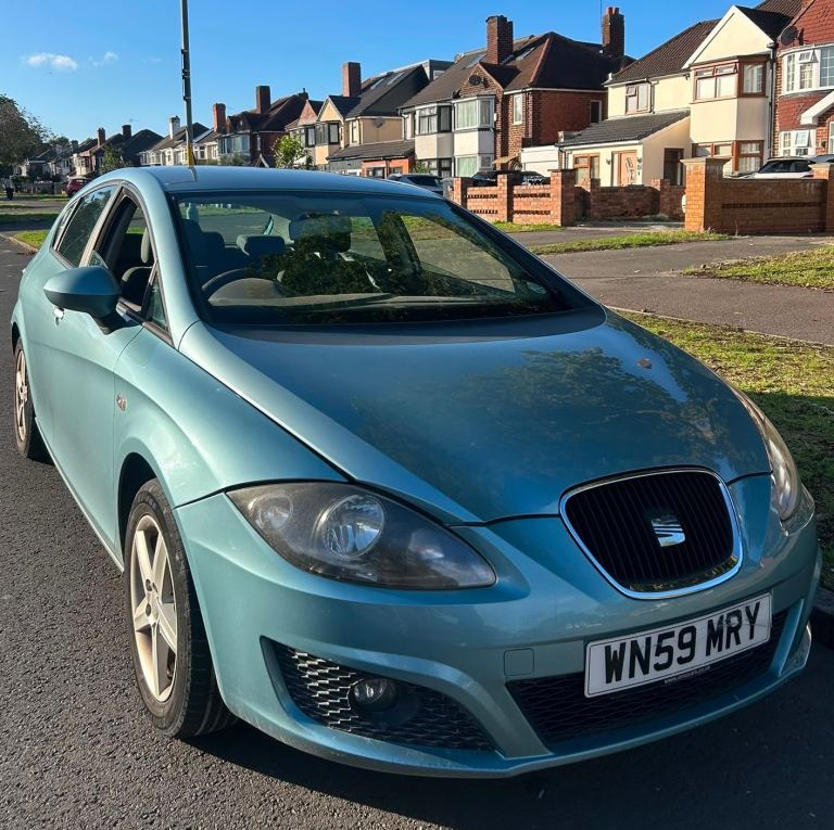 2010 SEAT LEON 1.9 TDI PD EMOCION LOW MILEAGE NOT GOLF GT 120D 320D ASTRA CDTI PASSAT JETTA CIVIC