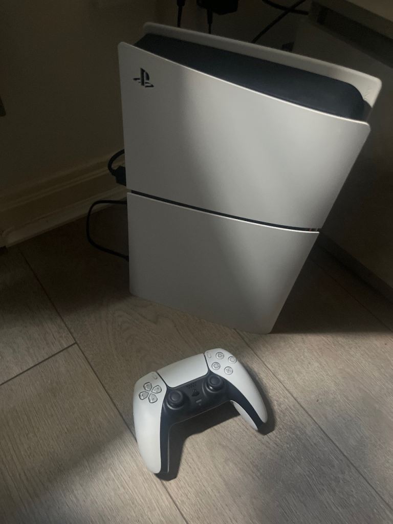 Ps5 Console with fifa controller charger