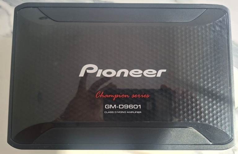 Pioneer GM-D9601 Champion series Amplifier 2400W - 1200RMS 1 OHM Stable