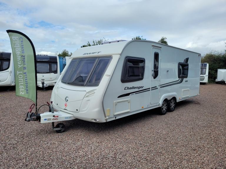 Swift Challenger 620 2010 Twin Axle Fixed Bed 4 Berth