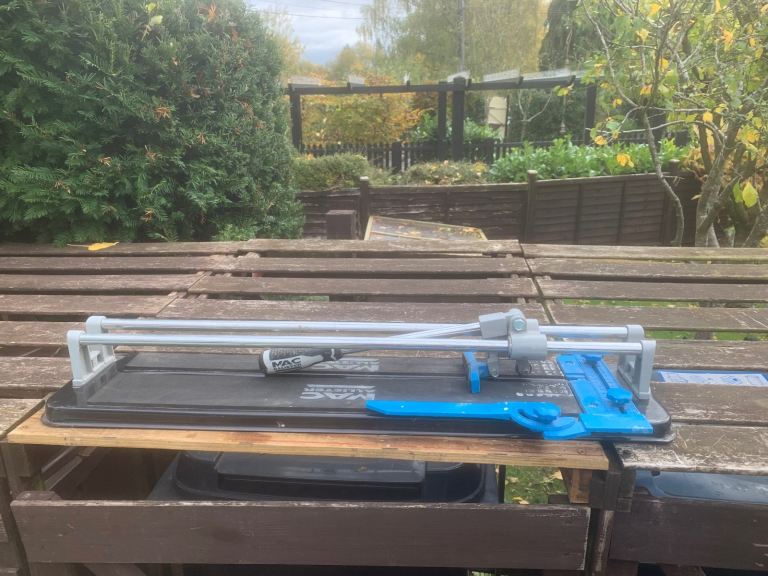 image for MAC Allister tile cutter 