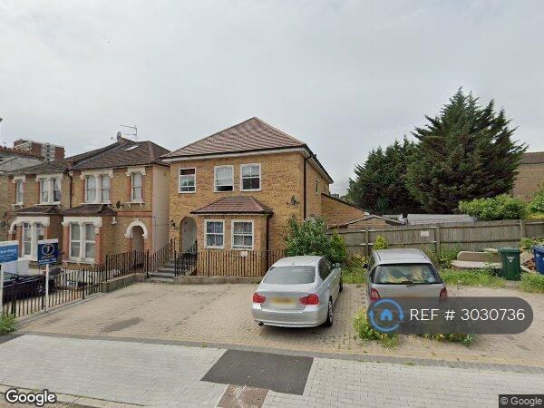 1 bedroom flat in Sivan Court, London, NW4 (1 bed) (#3030736)