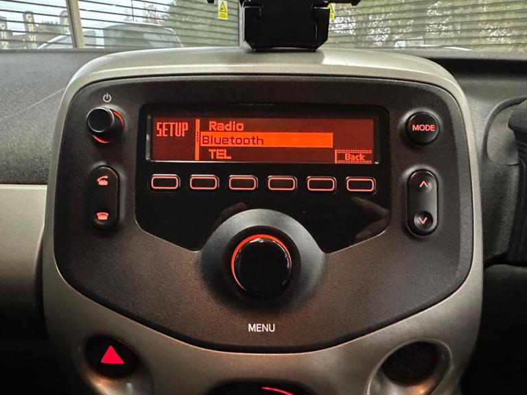 2016 Toyota AYGO 1.0 VVT-i X-Play 5dr HATCHBACK Petrol Manual