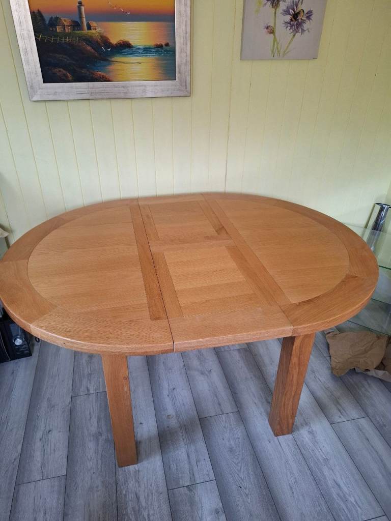 Dinning table