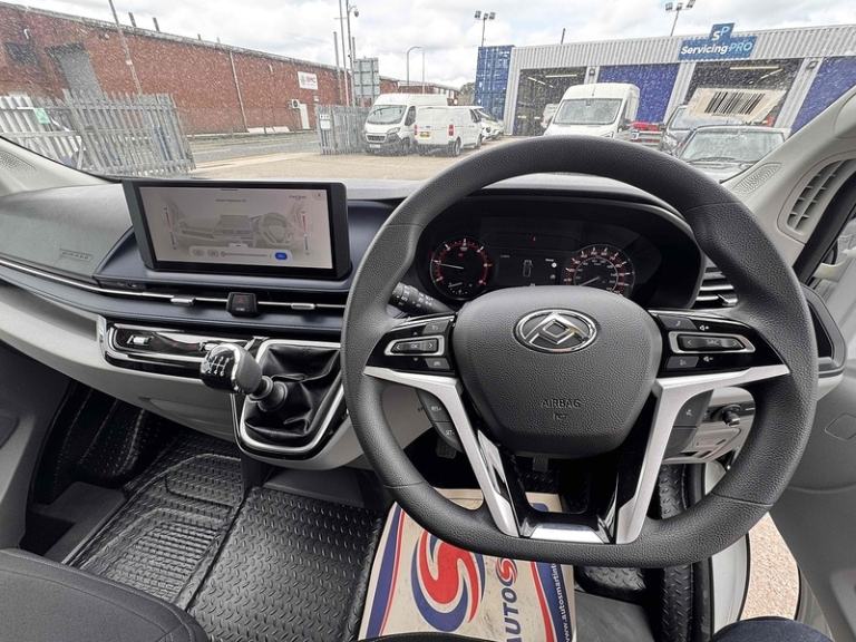 2025 Maxus Deliver 9 LH Base FWD 150ps Panel Van Diesel Manual