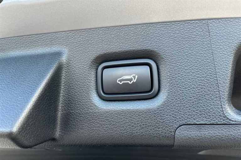 2022 Hyundai Santa Fe 1.6 TGDi Hybrid Premium 5dr 4WD Auto ESTATE PETROL/ELECTRIC Automatic