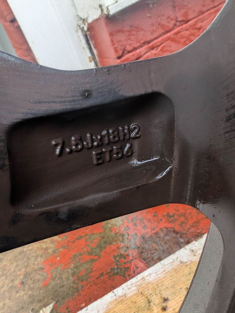 Genuine Ford Kuga Mk2 18” alloy wheels – FULL SET OF 5 including matching spare