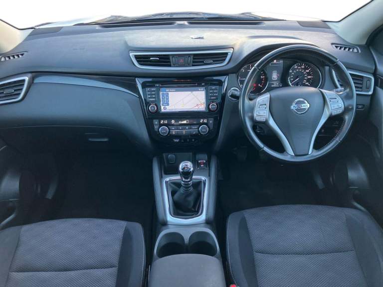2017 Nissan Qashqai 1.5 dCi N-Connecta 5dr SUV DIESEL Manual