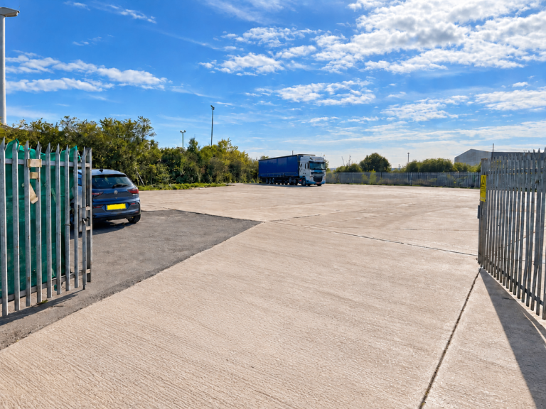 Open Storage Yards to Rent – Manchester – From 1,000 sq ft