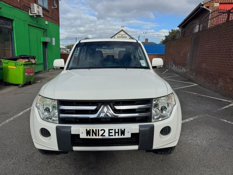 Mitsubishi, SHOGUN, Estate, 2012, Other, 3200 (cc), 5 doors