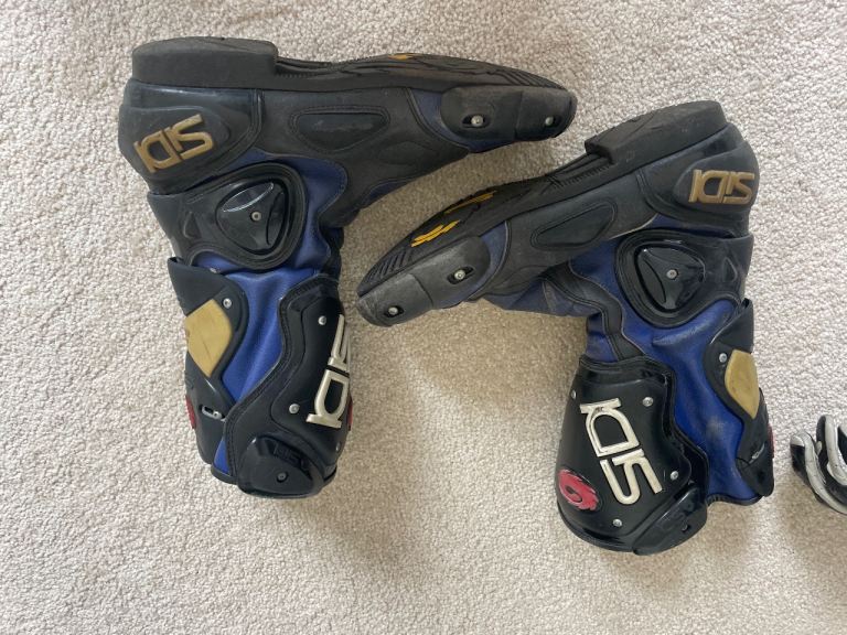 Motorcycle boots size 8