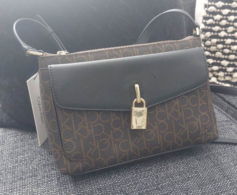 New with label - Calvin Klein handbag with shoulder strap 