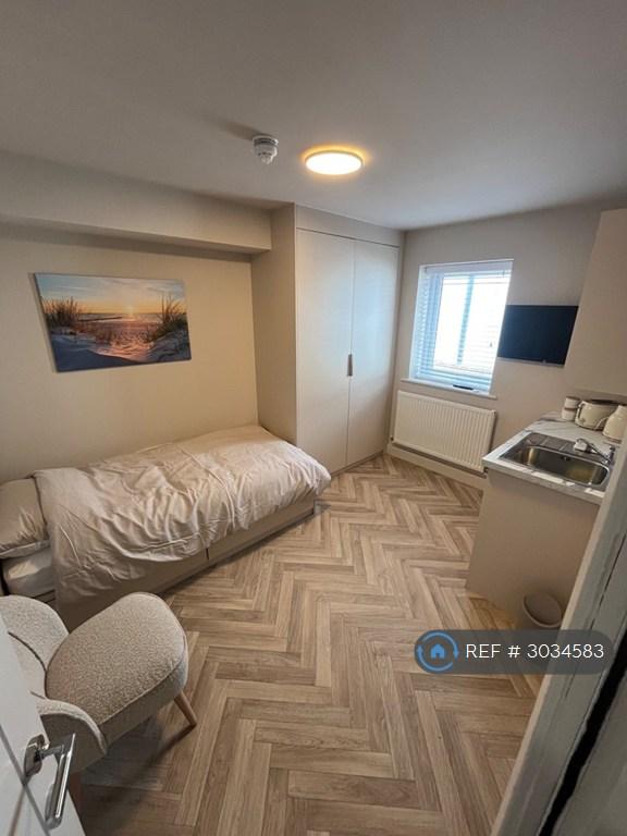 1 bedroom in Bents Terrace, Bolton, BL1 (#3034583)