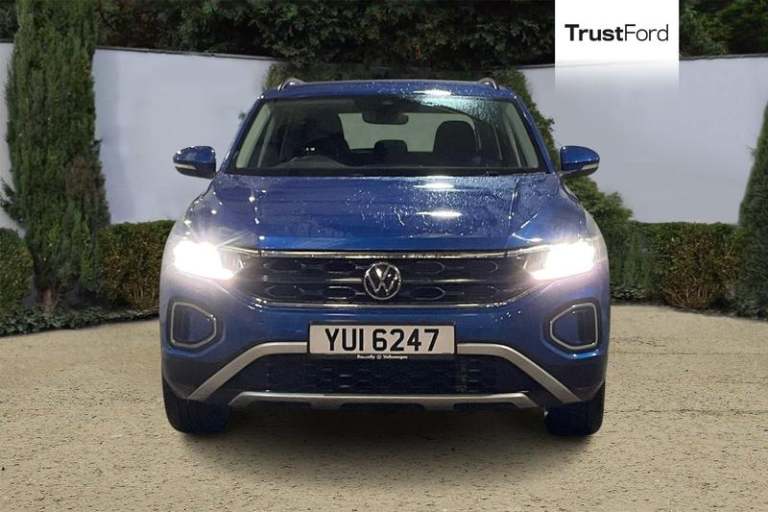 2022 Volkswagen T-Roc 1.5 TSI Life 5dr- Apple Car Play Manual Hatchback Petrol Manual