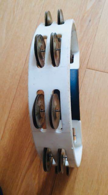 RHYTHM TECH TAMBOURINE LARGE SLEIGH BELLS 25 BELLS