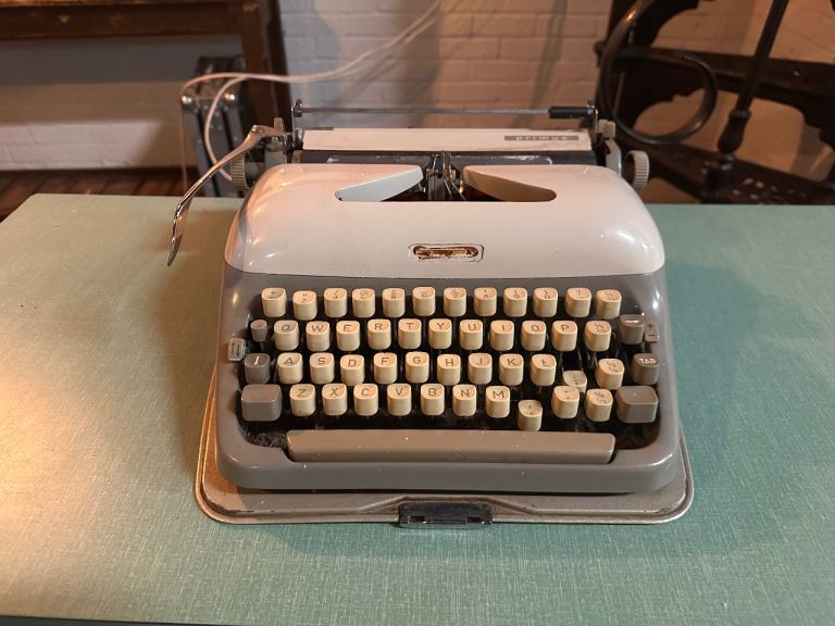 Adler Primus Typewriter - Untested Spares or Repair