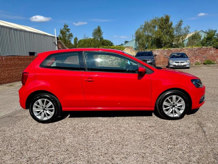 VOLKSWAGEN POLO 1.0 BlueMotion Tech SE Euro 6 (s/s) 3dr 2014