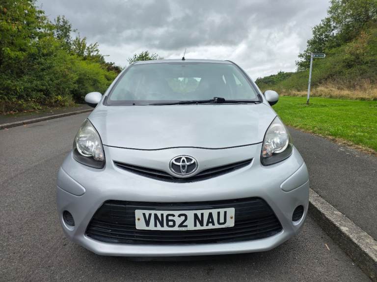 Toyota, AYGO, Hatchback, 2012, Manual, 998 (cc), 5 doors