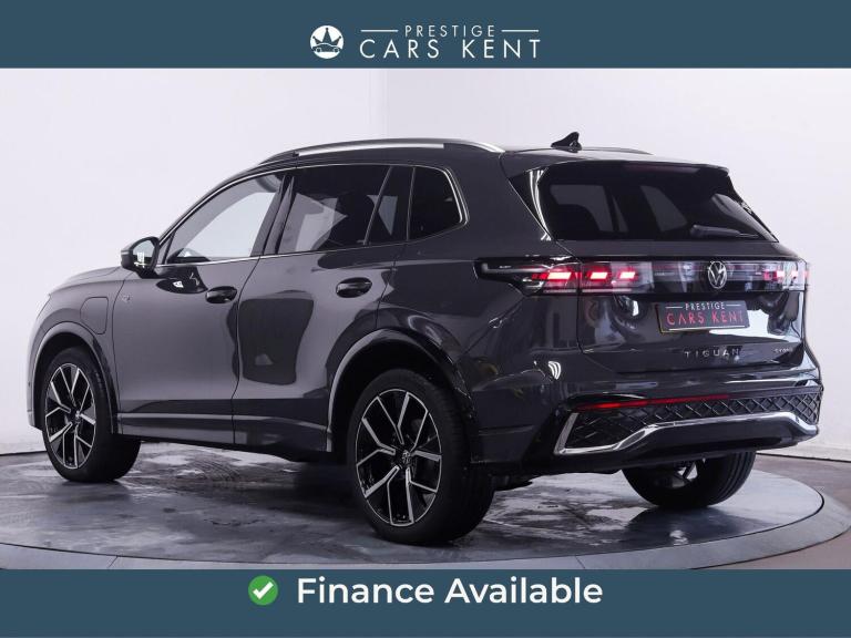 2025 Volkswagen Tiguan 1.5 TSI eHybrid 19.7kWh R-Line SUV 5dr Petrol Plug-in Hybrid DSG Euro 6 (s...