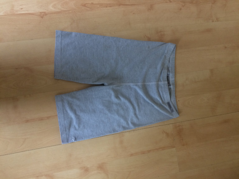 Pair of Reebok cotton shorts, like size 6/8, suit child/teen/adult