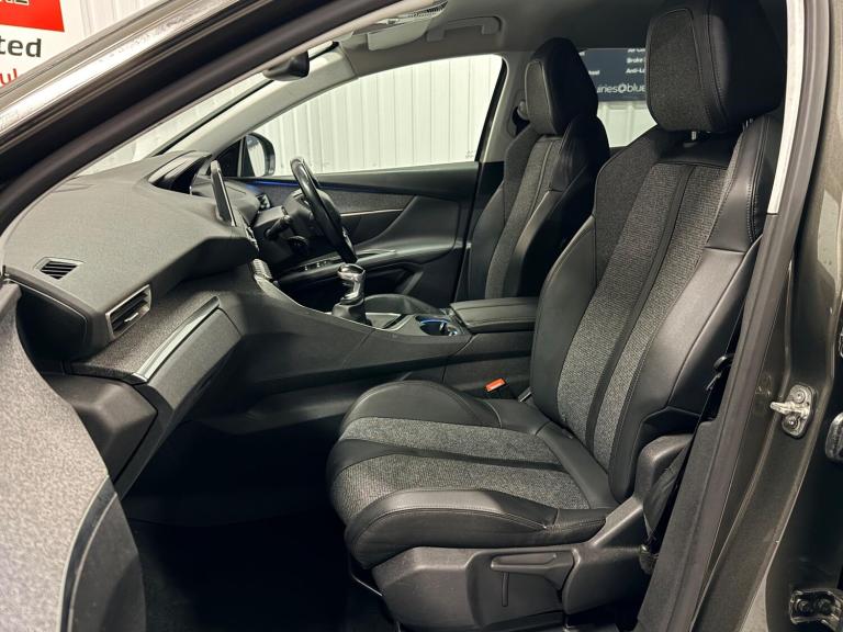 2019 Peugeot 3008 1.5 BlueHDi Allure 5dr HATCHBACK DIESEL Manual