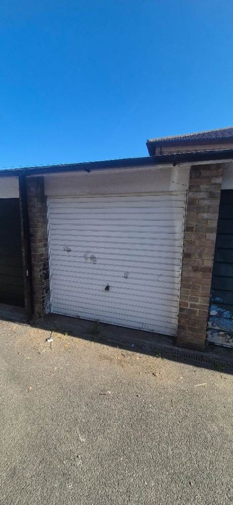 Seymour Road, Slough- secure lock up garage with 24/7 access 