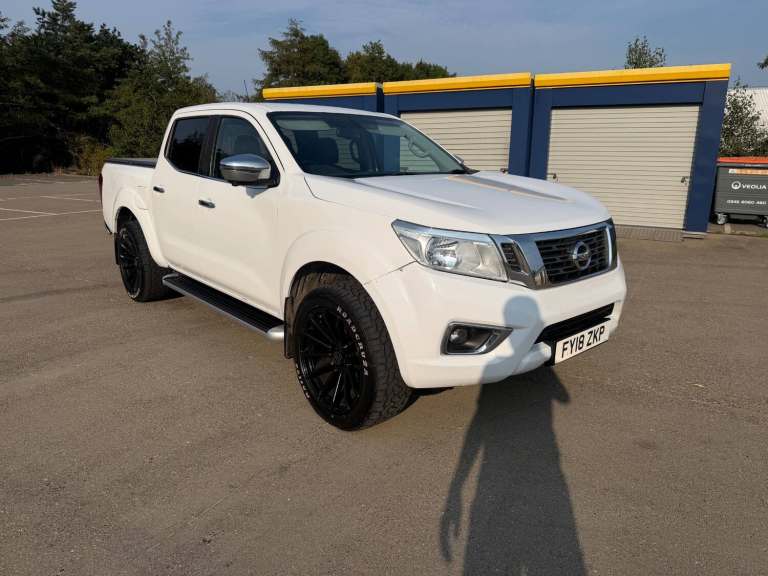 2018 Nissan Navara Double Cab Pick Up N-Connecta 2.3dCi 190 4WD Auto PICK UP Diesel Automatic